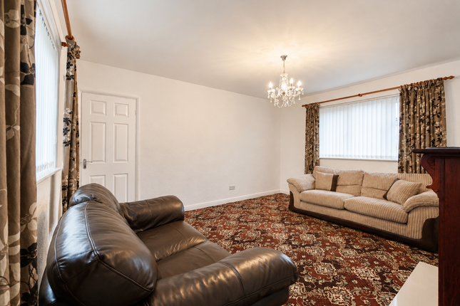 6, Browning Road, Huddersfield west yorkshire photo 2