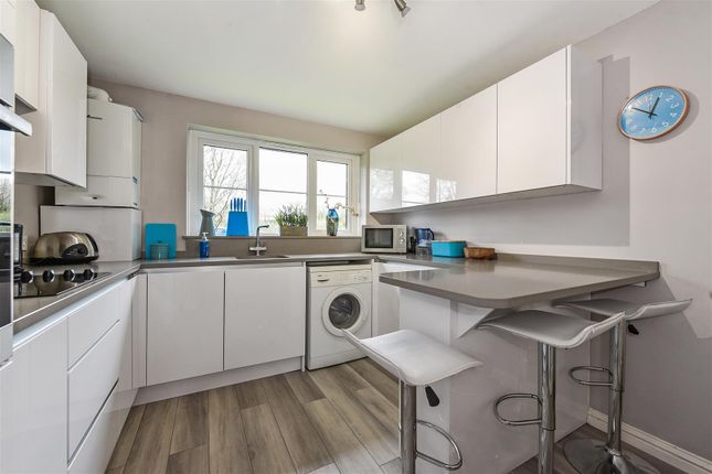 Maisonette for sale in Carters Meadow, Charlton, Andover