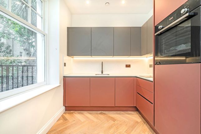 Flat 2, 47, Avonmore Road, London photo 4