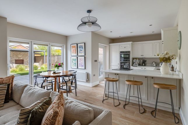 2, Ash Close, Knutsford photo 4