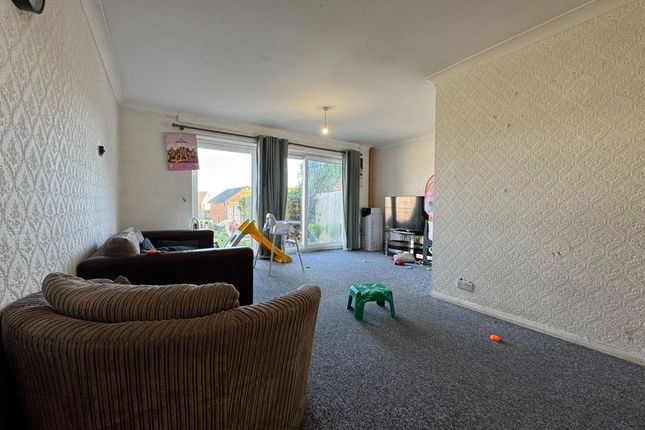 80, Bramingham Road, Luton photo 4