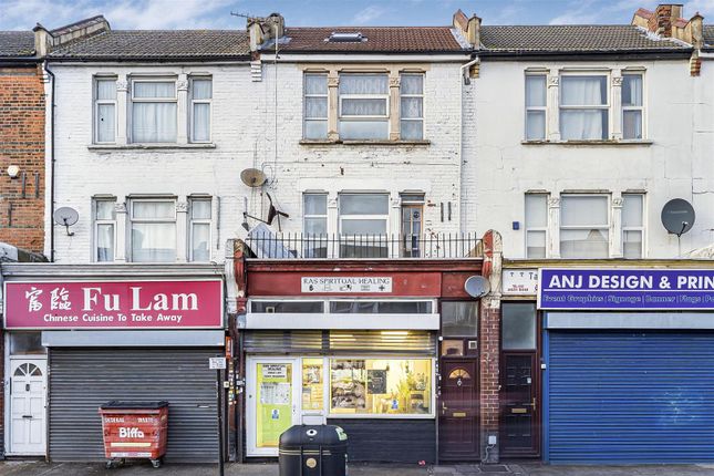 First & Second Floor Flat, 217a, Forest Road, London photo 3