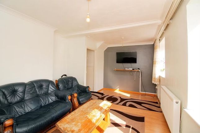 Thumbnail Flat for sale in North Street, Barking