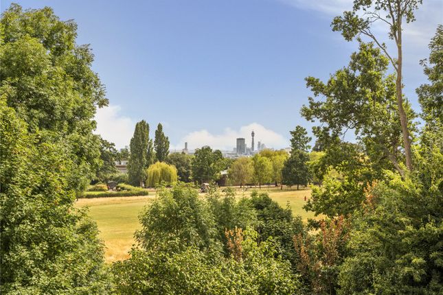 Thumbnail Flat for sale in Brookfield Mansions, Highgate West Hill, Highgate, London