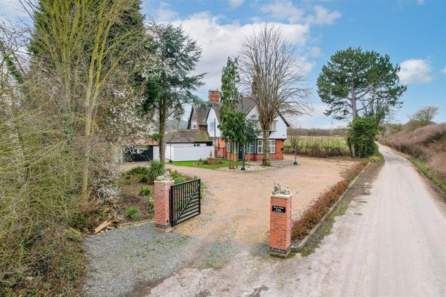 Detached house for sale in Trent Lane, Long Eaton, Nottinghamshire