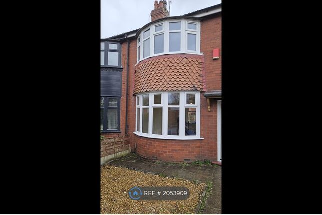 Thumbnail Semi-detached house to rent in Buersil Avenue, Rochdale