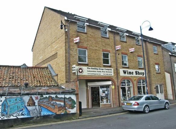 Thumbnail Flat to rent in Priory Road, St Neots