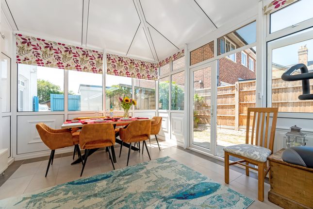 1 Grove House, 15, Manor Way, Lee-on-the-Solent photo 4