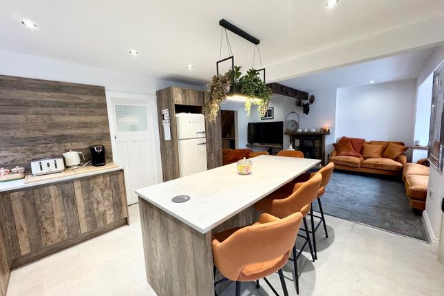 80, Wheatlands, Middlesbrough photo 2
