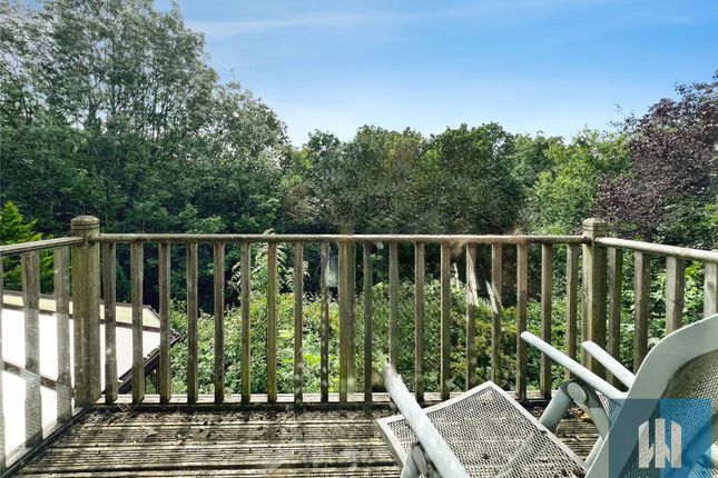 Westwood, 2a, Fenay Bankside, Huddersfield photo 5