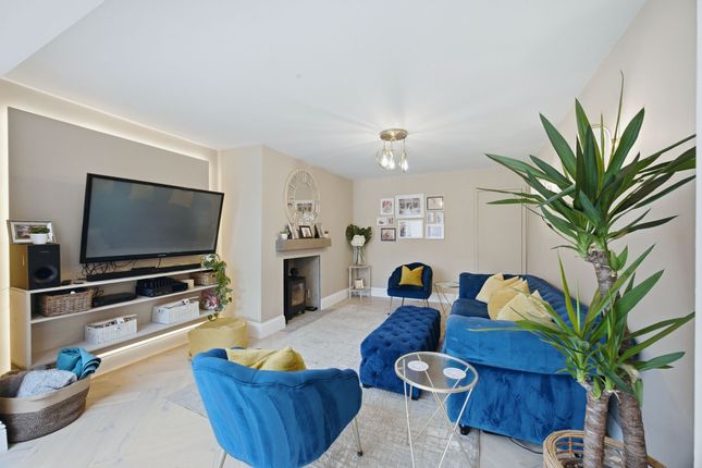 27 Hurst Lane, Rossendale photo 4