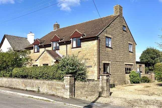 Staddlestones, Pottery Road, Ilminster photo 2
