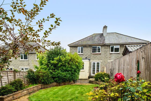 4 The Crescent, Lifton, Devon photo 3