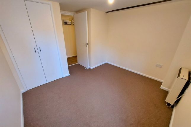 5, Pepperpot Mews, Worcester photo 5