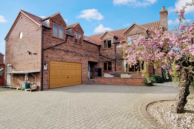 Thumbnail Detached house for sale in West View, Ancaster, Grantham
