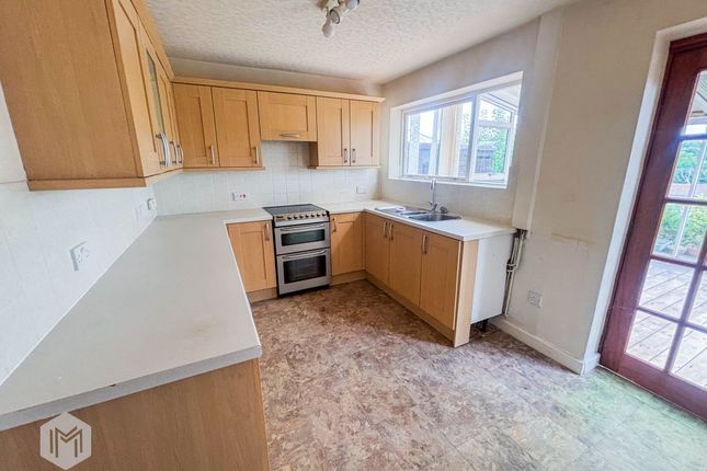 26 Grange Park Road, Bolton photo 4