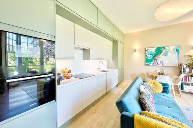 Flat 6, 12, Princes Avenue, Muswell Hill photo 3