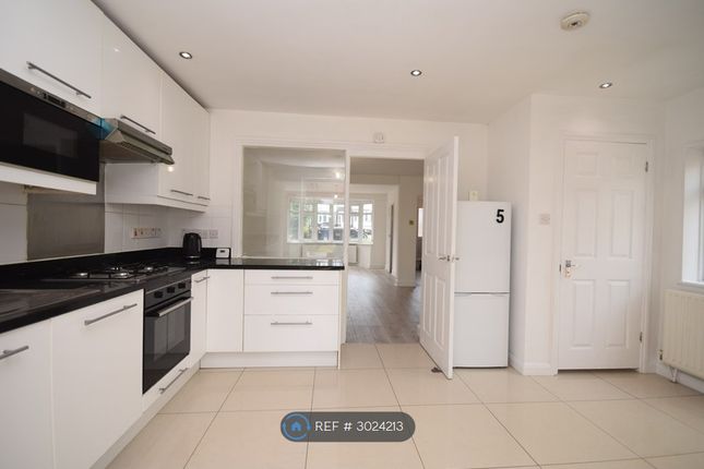 Somervell Road, Harrow, Harrow photo 3