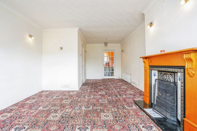 13, Westgate Court, Lofthouse, Wakefield photo 3