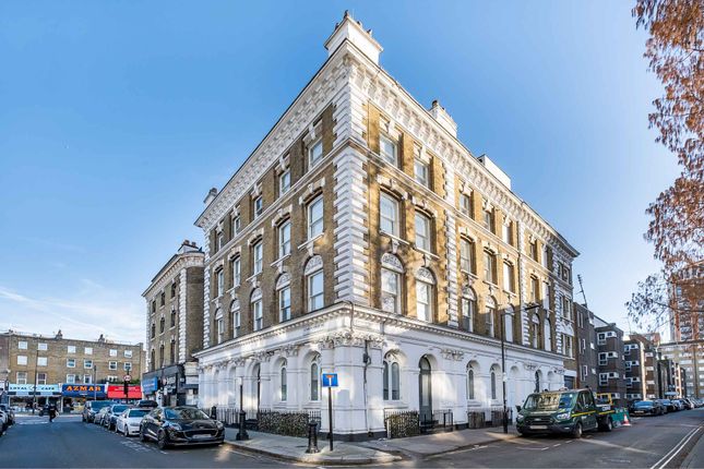 1-bed flat on Flat 13, 5, Cuthbert Street, London, £475,000