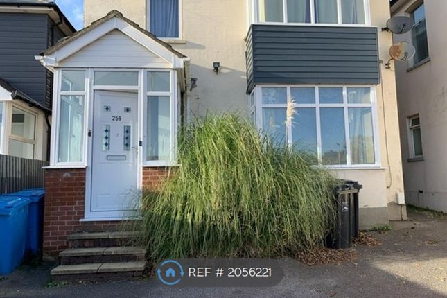 Thumbnail Flat to rent in Bournemouth Road, Poole
