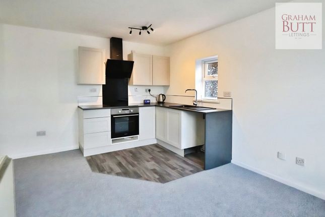 Flat 8, Peppers Court,, Terminus Road, West Sussex photo 2