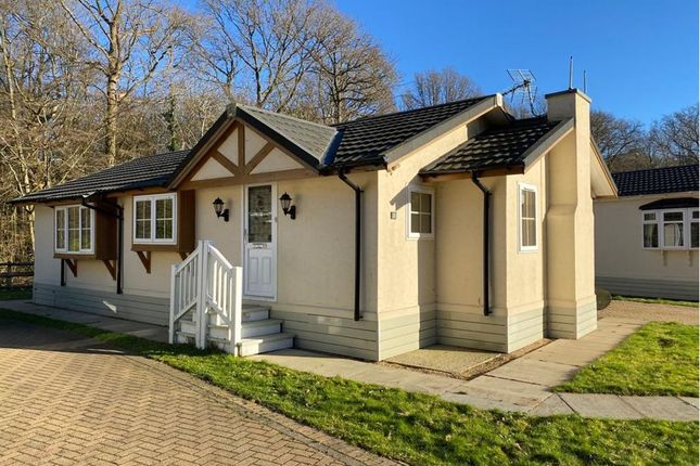Mobile/park home for sale in Capel Gardens, Ruckinge, Ashford, Kent
