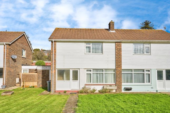 3, Miller Close, Isle of Wight photo 2