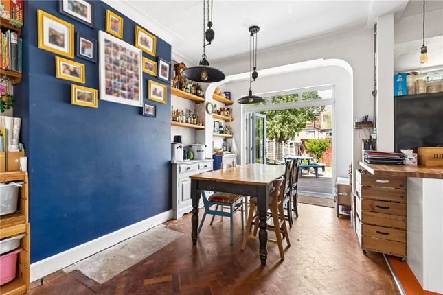 207, Links Road, London photo 3