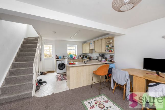 24, Rochester Street, Brighton photo 4