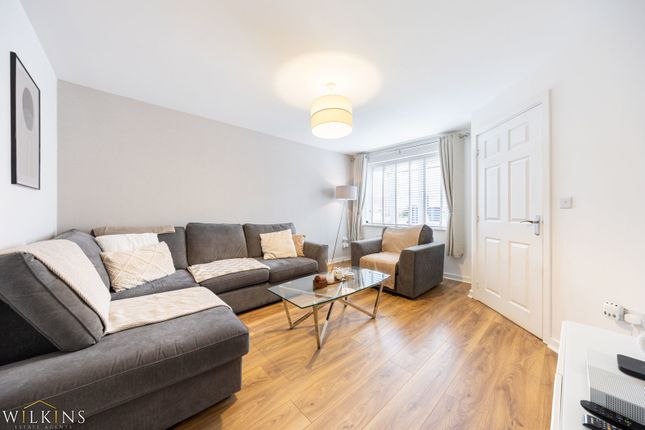 36, Romulus Way, Warwickshire photo 2