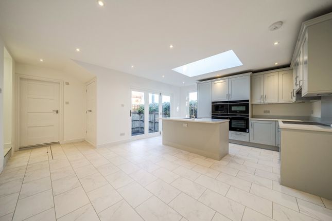 Broomhill Road, Orpington photo 2