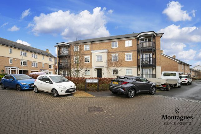Thumbnail Flat for sale in Mowbray Close, Epping