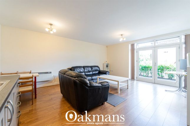 FLAT 39, BIRMINGHAM photo 4