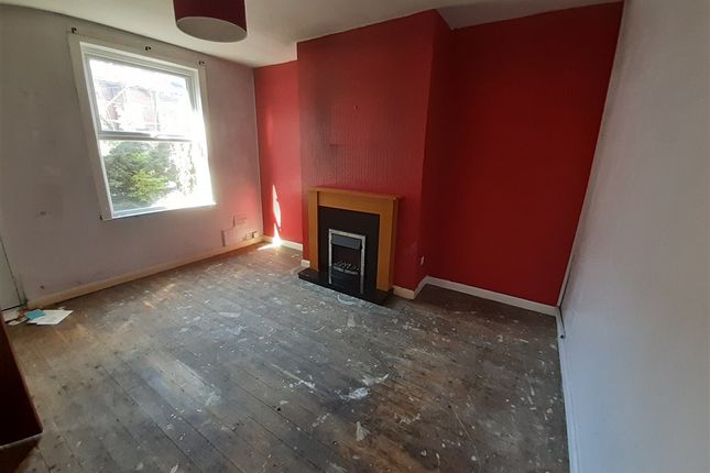 21, Barton Terrace, LEEDS photo 2