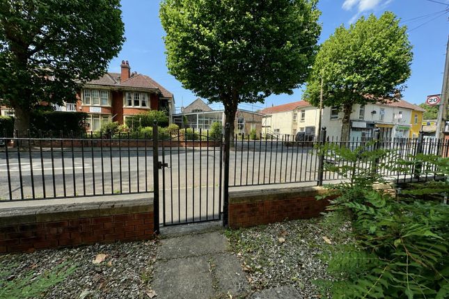 Flat 3, 20, The Savoy, Station Road, Shirehampton photo 2