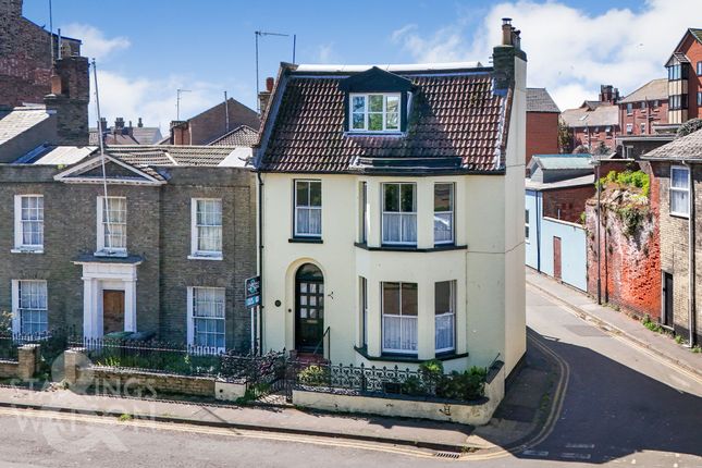 87 St. Georges Road, Great Yarmouth photo 2