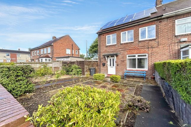 3-bed house on 40 Railway Street, Hebburn, £85,000