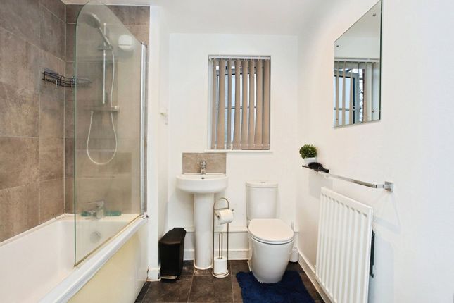 3, Cobnut Avenue, Kent photo 4
