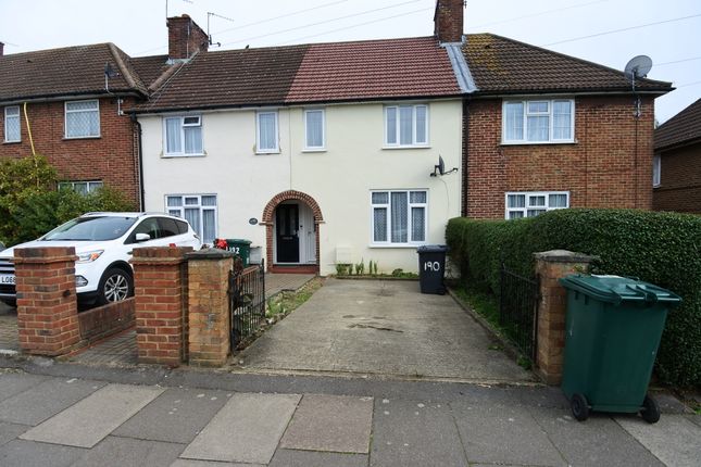Thumbnail Terraced house to rent in Montrose Avenue, Edgware