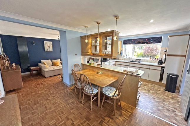17, Cruse Close, Lymington photo 4