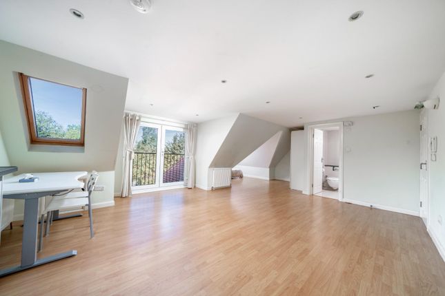 149B, Chatsworth Road, London photo 4