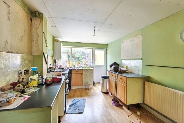 5 St. Catherine Street, Carmarthen photo 5