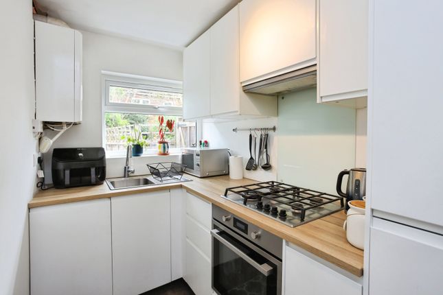 13, Priory Street, Kent photo 3