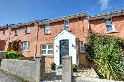 Terraced house for sale in Glynn Road, Padstow, Cornwall