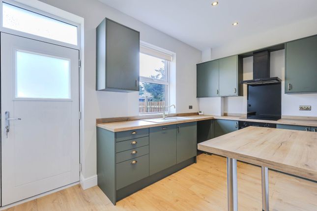 24, Bateson Street, West Yorkshire photo 5