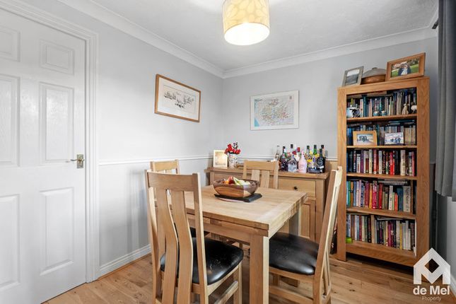 4, Cypress Road, Tewkesbury photo 4