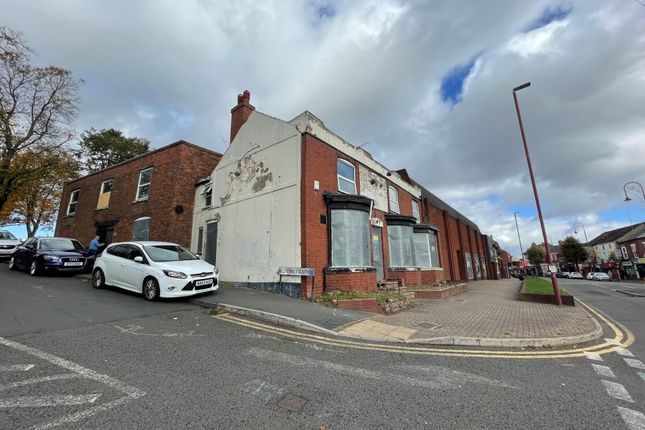 Thumbnail Commercial property for sale in High Street, Brierley Hill