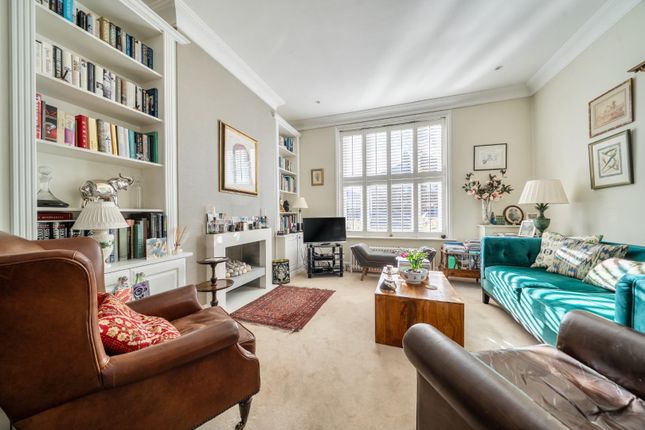 8, Grove Road, Windsor photo 4