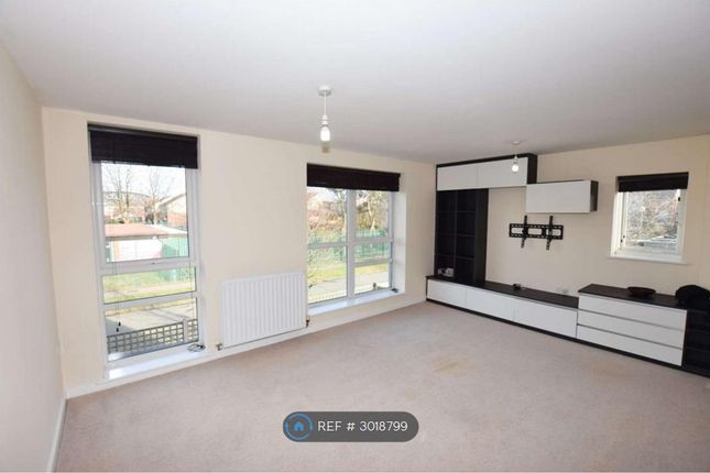 Apartment, Ashton Old Road, Manchester photo 2